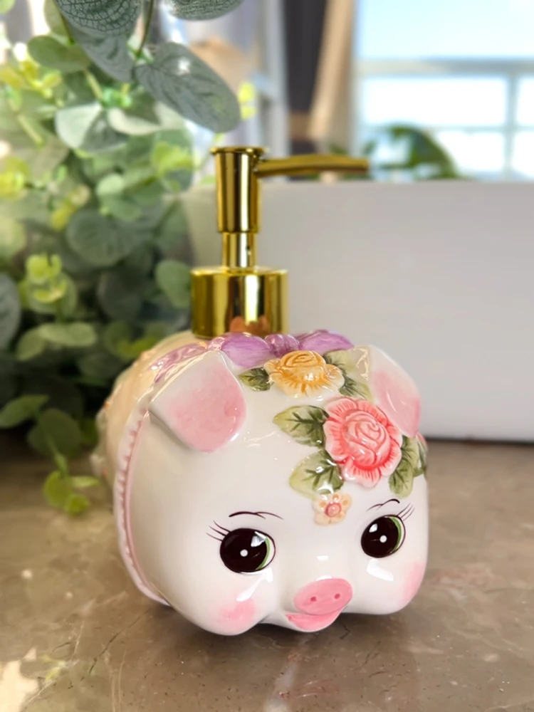 

child pig Sculpture Ceramic Handwashing bottle Living Room Decoration bathroom Emulsion bottle