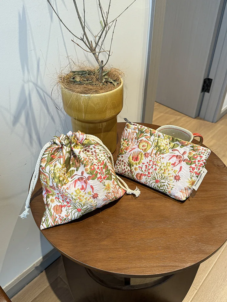 Sac de rangement floral de grande capacité pour femmes, sacs à cosmétiques de voyage portables pour dames, étuis de maquillage à fleurs pour femmes, pochette à main