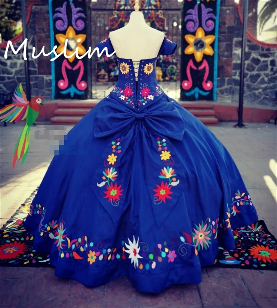 Blue Mexican Quinceanera Dress  Emboridery Flowers Short Sleeve Vestidos De 15 Quinceañera 2025 Debutante Birthday Customized