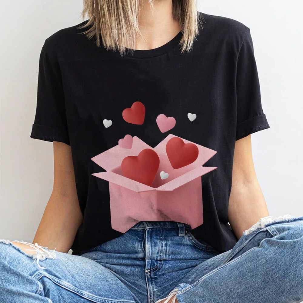 

Футболка с рисунком Hearts in Box с романтическим любящим и продуманным простым стилем Y2k, мягкая ткань для создания повседневных видов