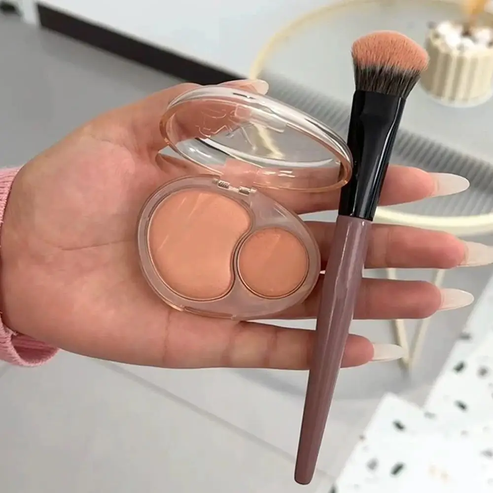 2025 Nuovo pennello per trucco color champagne per donna Pennelli per trucco marrone Setole morbide Blush non sfilacciante Strumenti per trucco per principianti