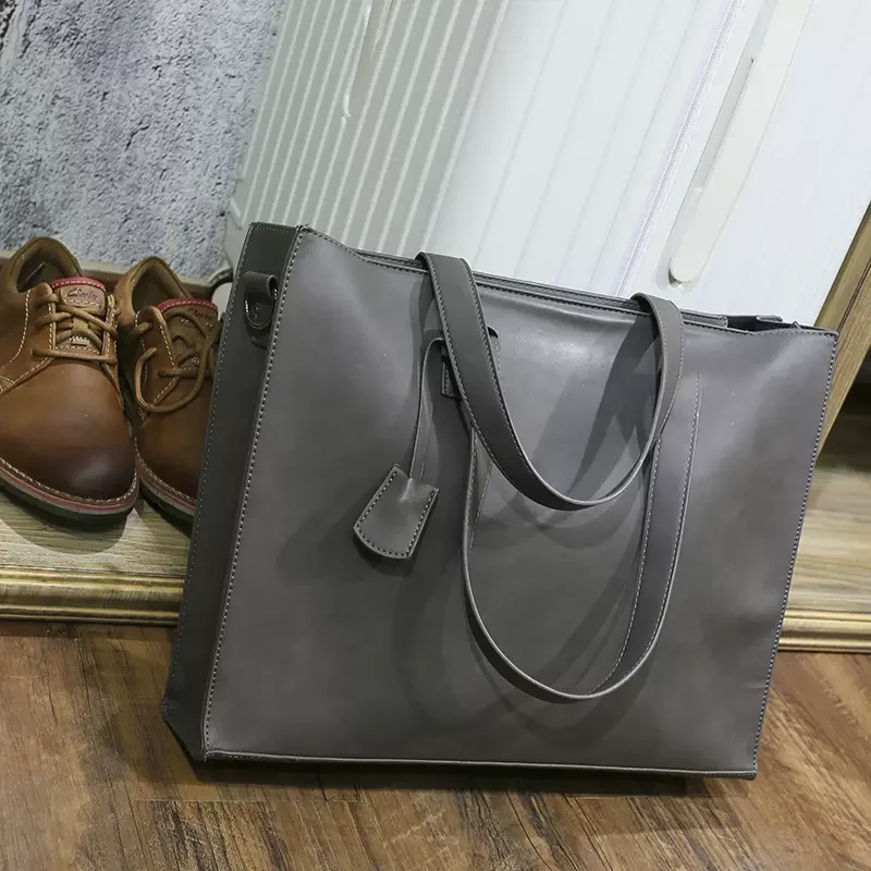 Fashion Brand Men\'s High Quality Pu Leather Handbag New Design Men Large Capacity Tote Bag Horizontal Tote Shoulder Bag