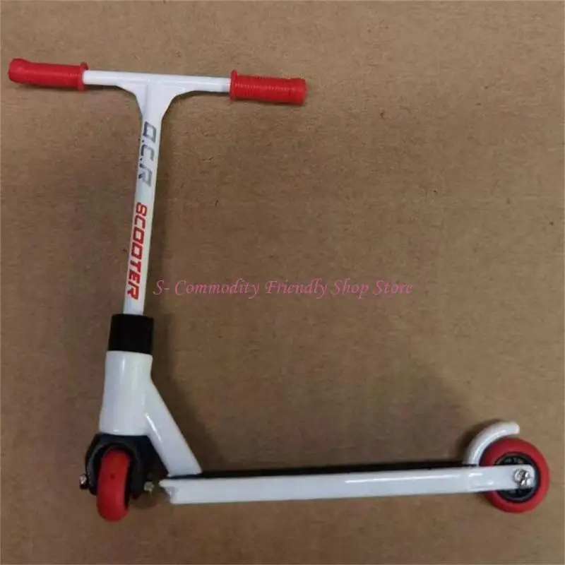 85AE لعبة زلاجات دوارة صغيرة تفاعلية للأطفال #1