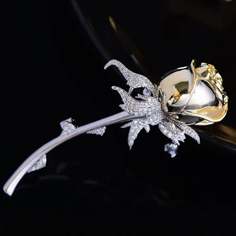 Chinese Style Lucky Auspicious Enamel Red Rose Brooch For Women Shiny Rhinestone Gold Tone Lapel Pin Romance Valentines Day Gift
