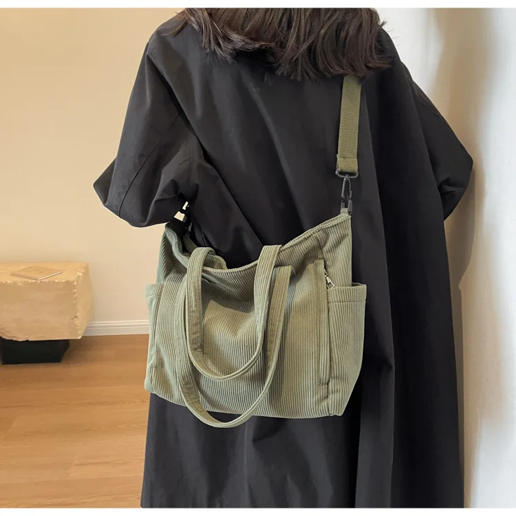 Borsa casual in velluto a coste con chiusura a cerniera