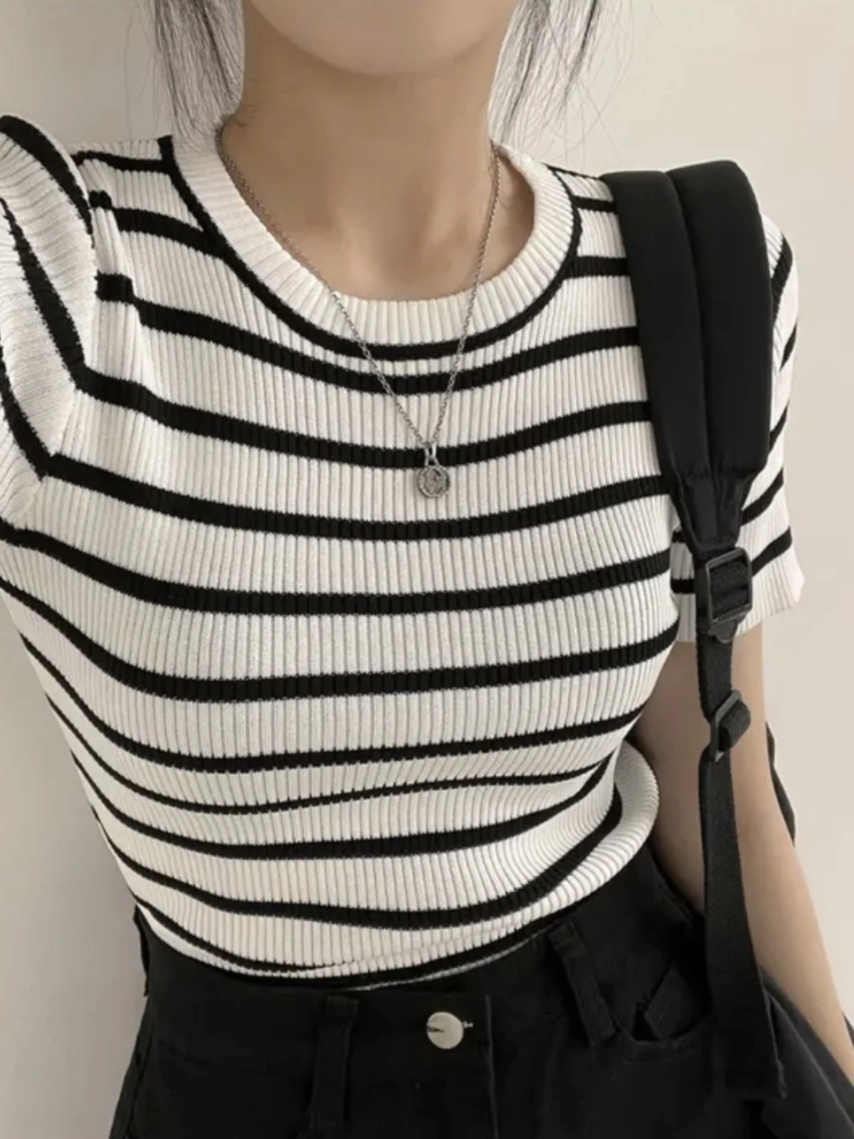 Top lavorato a maglia ort Sve in seta di ghiaccio estiva slim fit da donna rotondo Ne Stripe Color Blo Casual Versatile Faionable irt