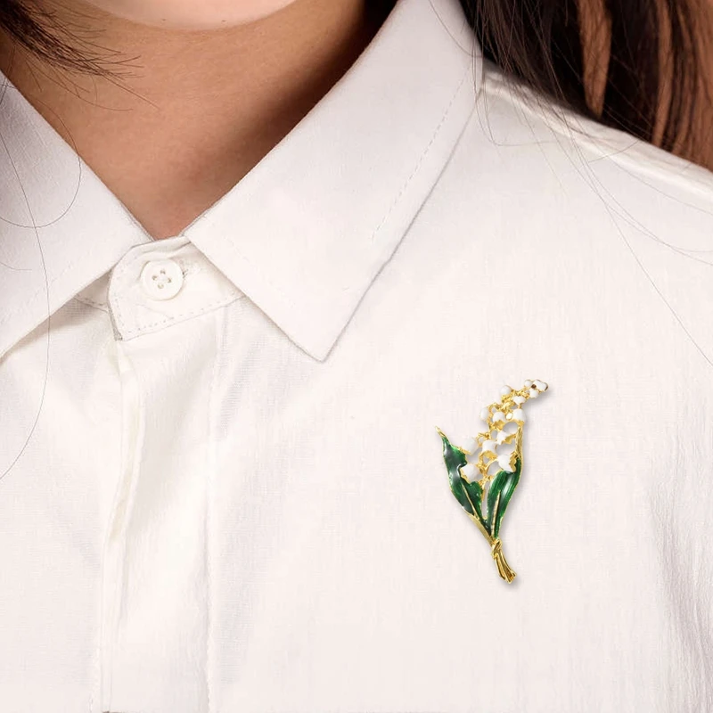 Trendy Alloy Enamel White Floral Leaf Brooch Lily Of The Valley Gold Color Brooch Pin High Quality Jewelry For Women