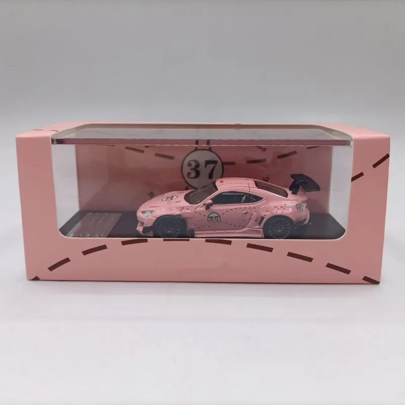 

Simulated Alloy Car Model New Finished Static Collection Ornament Brand New Simulated Car Model with Packaging