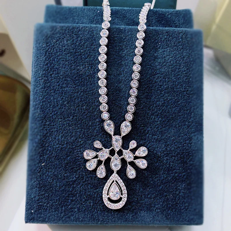 

2021 new S925 sterling silver jewelry necklace crown crown tassel pendant female temperament long clavicle chain wholesale