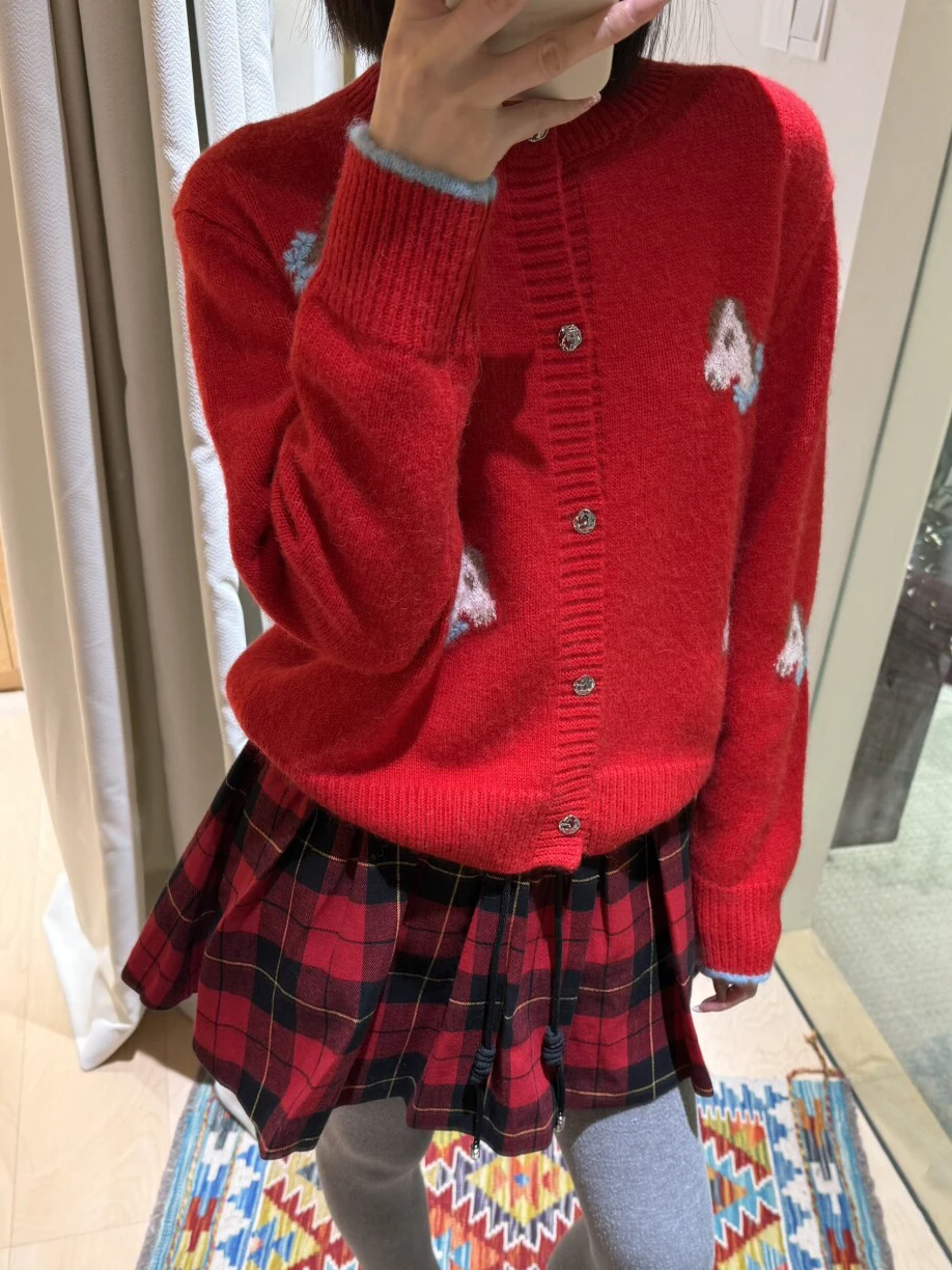 

Red Knitted Sweater Coat Women's Faionable Vintage Floral Embroidery New Year Year Lazy Soft Young Reducing Knitted O...