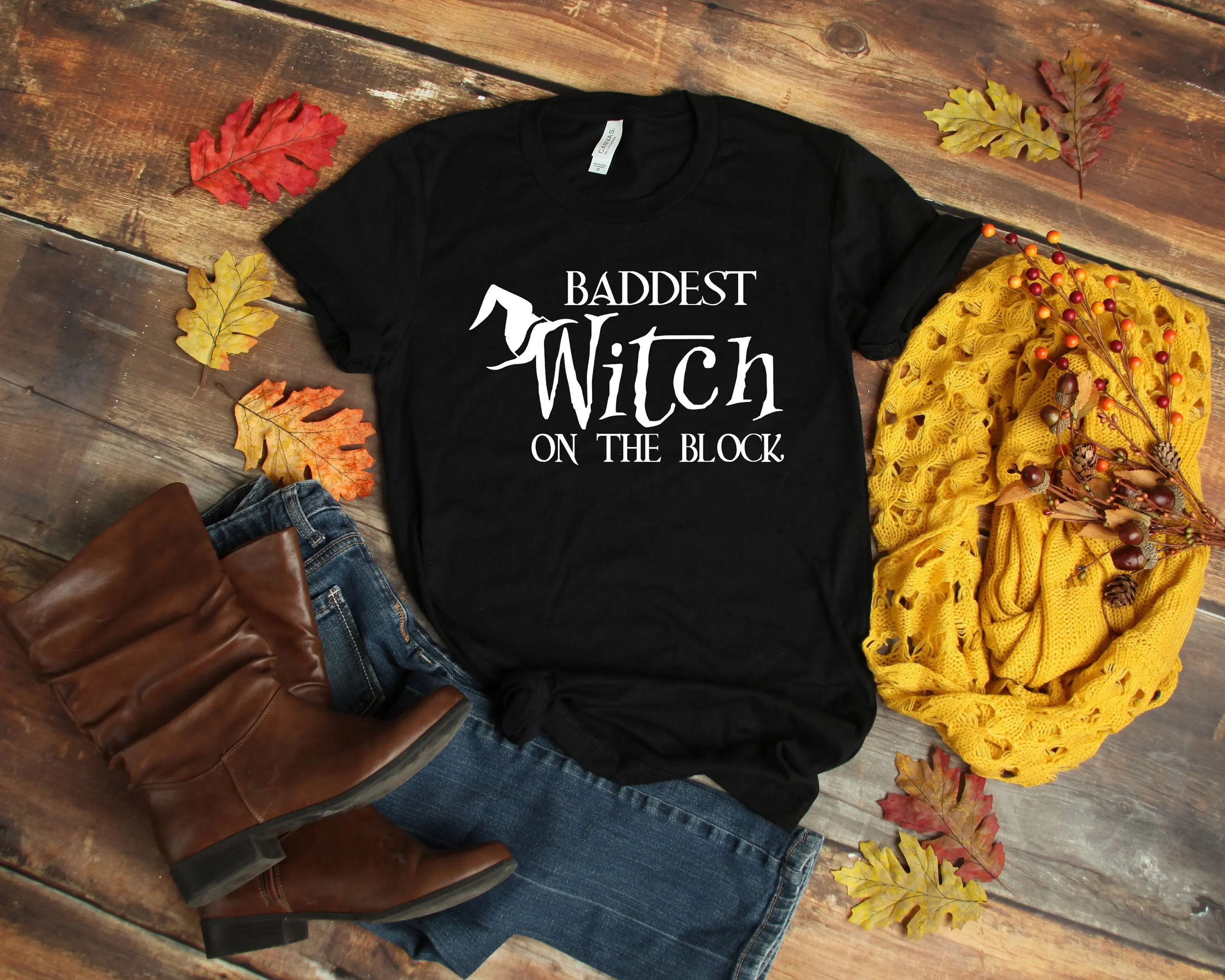 

Baddest Witch On The Block футболка в винтажном стиле