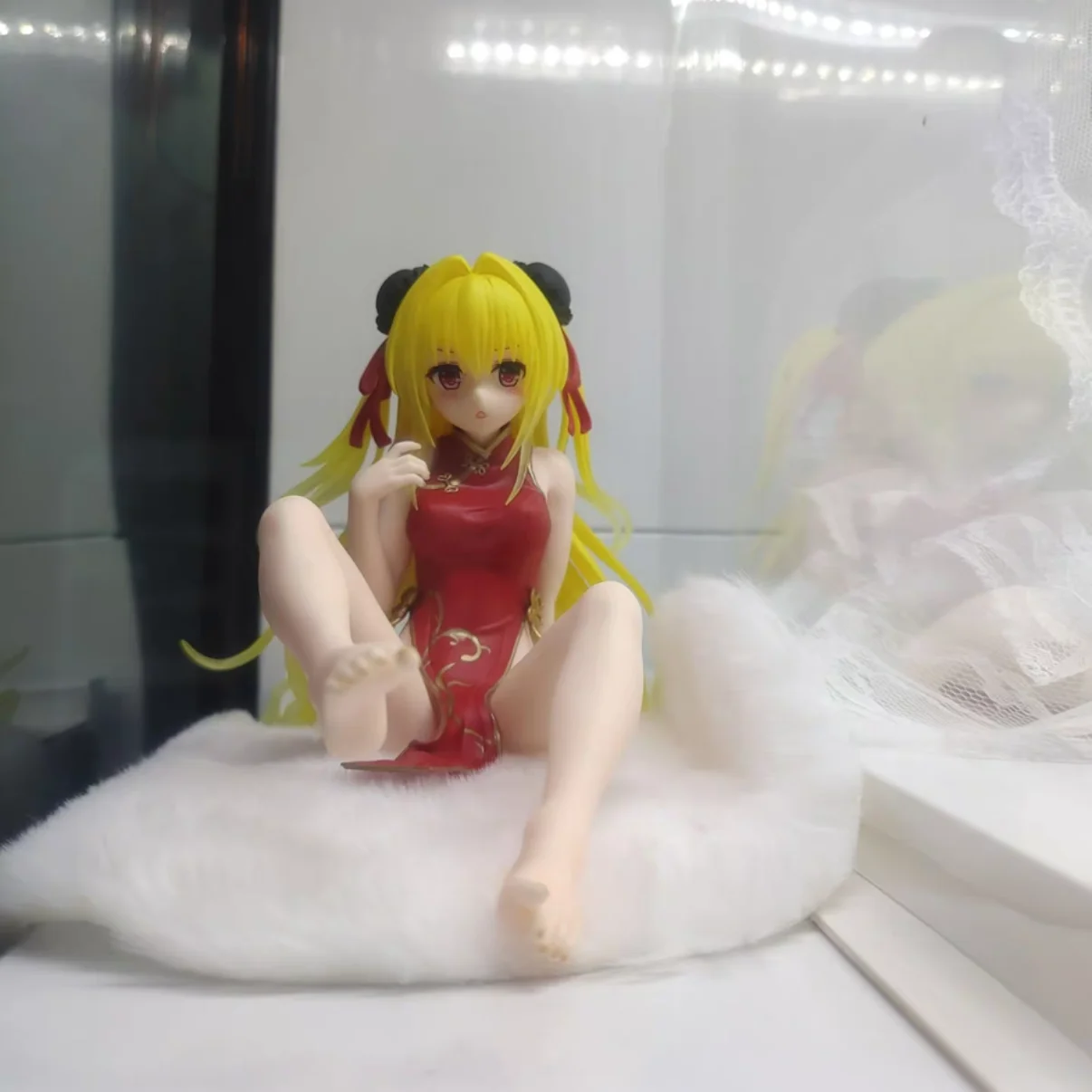 Echt op voorraad Taito Bag King Girl Darkness Golden Shadow Klein donker zittend Cheongsam-beeldje