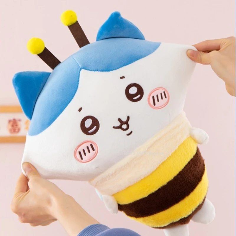 80 سنتيمتر حجم كبير Chiikawa تحويل إلى النحل محشوة بلوشيز الكرتون Hachi Usagi لينة أفخم دمية الأطفال وسادة هدايا عيد الميلاد