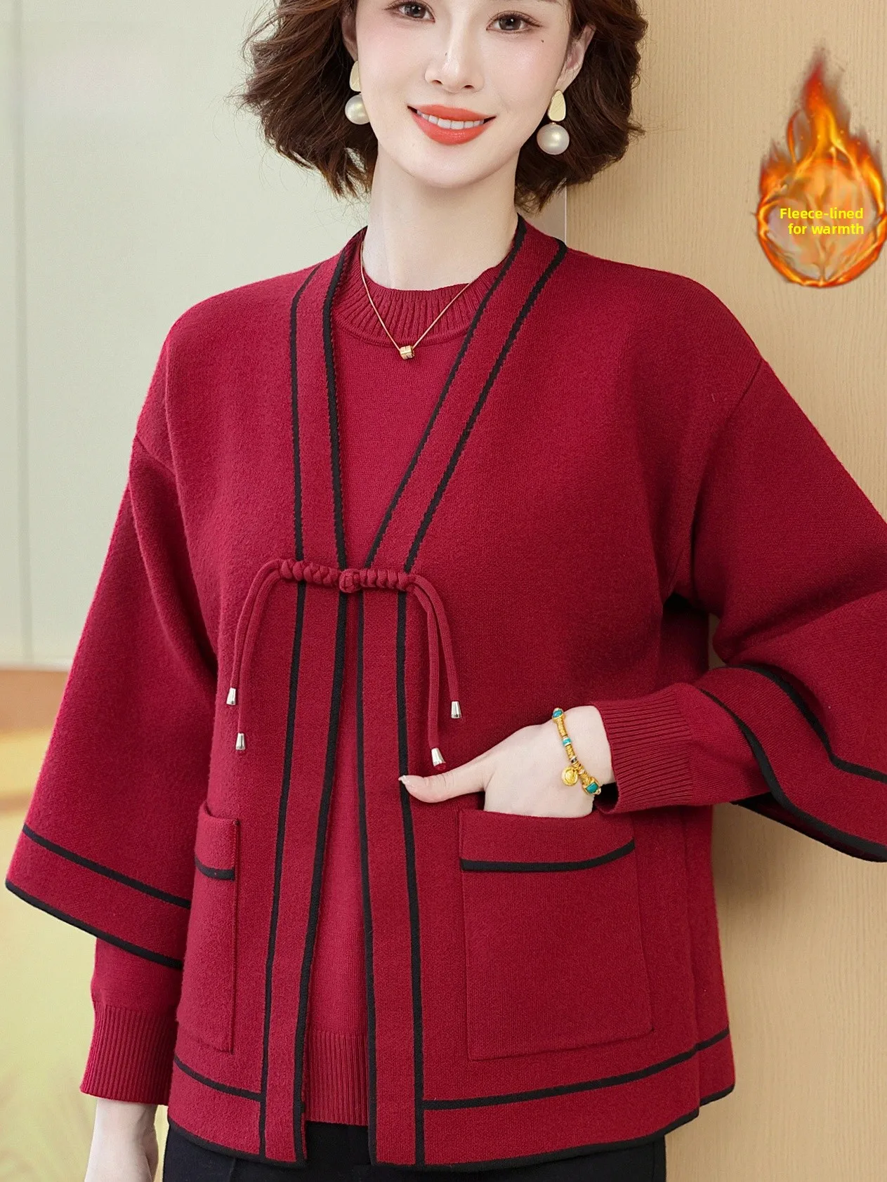 

Faionable V-Ne Knitted Cardigan Coat with Fce Autumn Winter Two-Piece Set Warmth And Sle for Middle-Aged And ly...