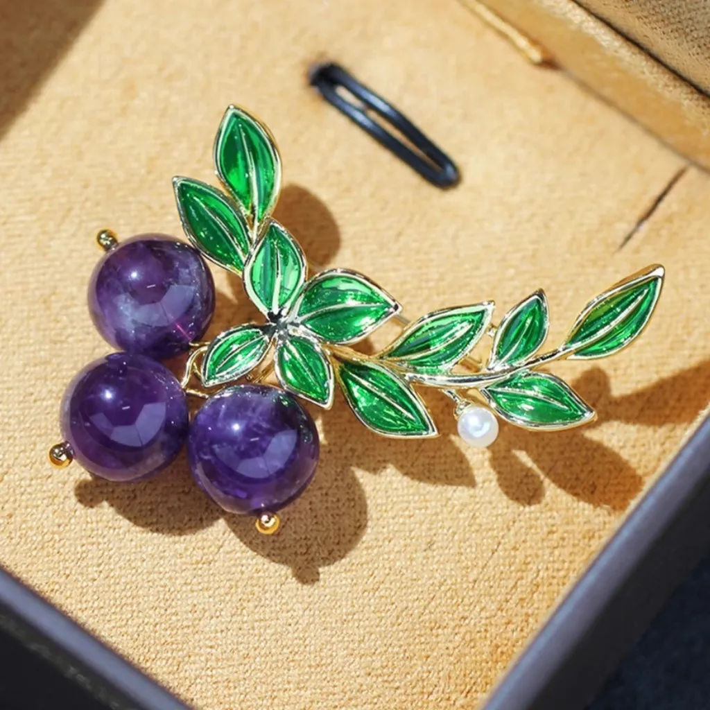 Fashion Peach Grape Shape Lapel Pins Sweet Fruit Enamel Brooches Women Girl Party Dress Badge Jewelry view 3