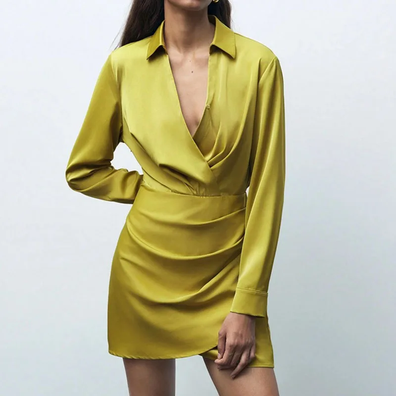 Décontracté bureau Wrap hanche robes courtes automne nouveau Satin couleur unie a-ligne robe 2025 mode col en v taille haute plissée Mini robe