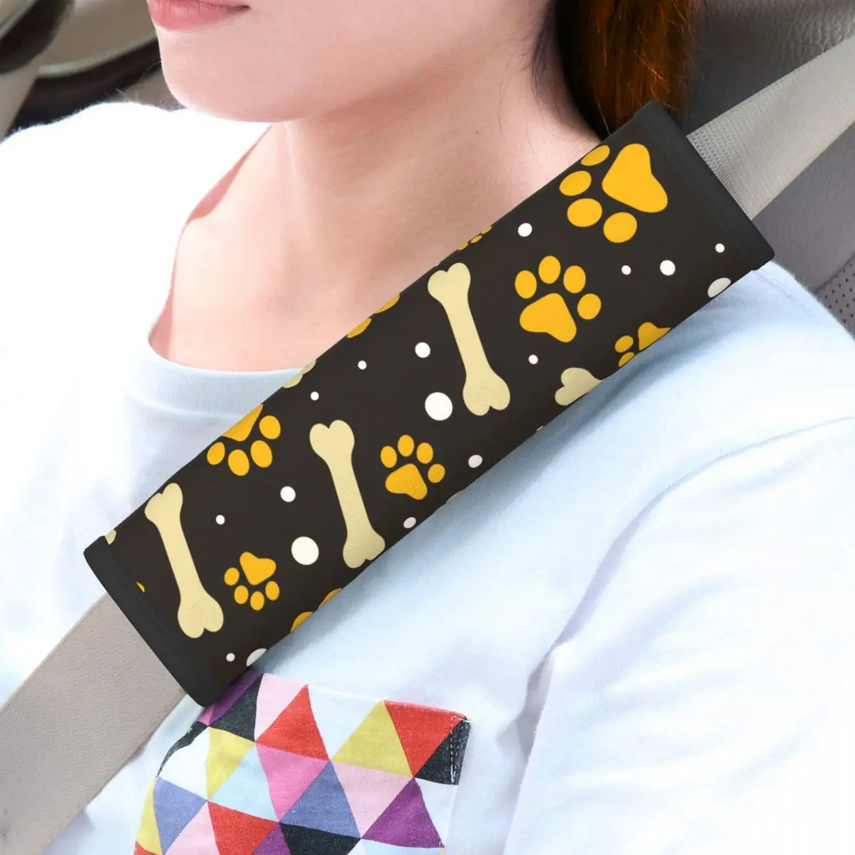Dog Paw Print And Bone Soft Auto Seat Belt Cover for a More Comfortable Driving 2 PCS Seatbelt Shoulder Pad For Car Trucks