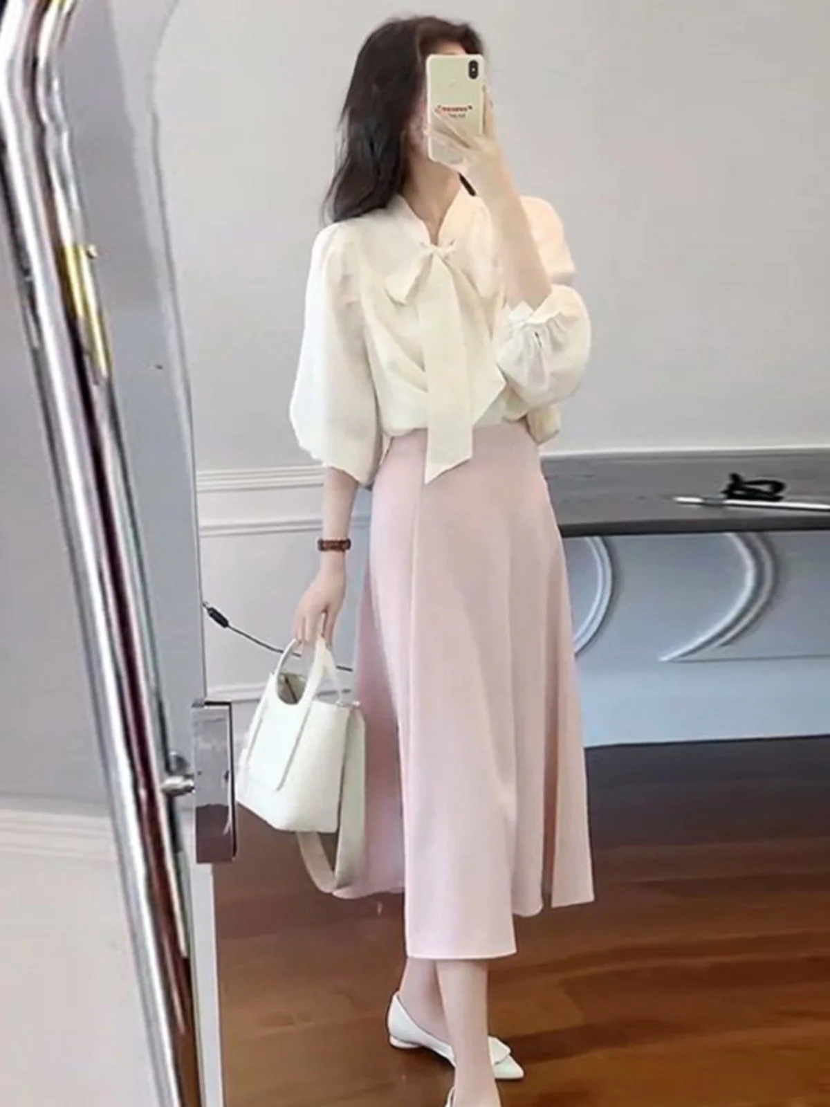 

Elegant Beige Shirt And Skirt Set Women's Fashion Spring 2025 Long Sleeve Two-Piece Suit Small Size High-End Feeling