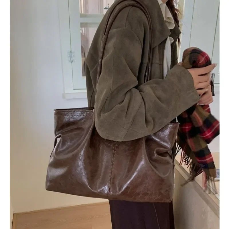 Women's Brown Vintage Oil Wax Leather Large Tote Shoulder Bag , for Daily Office, Streetwear, Weekend Travel, Shopping & Errands - view 3