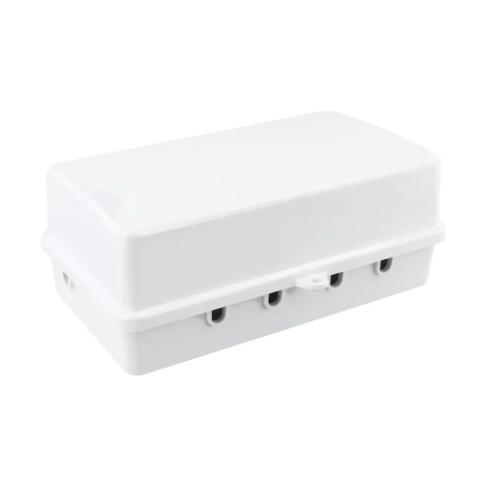 Outdoor Use Outdoor Socket Color White ABS Material Quick Water Drainage 6 Outlets Design Drain Port Large Space