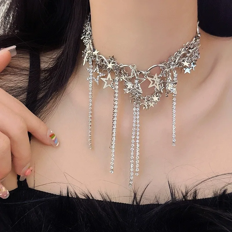 

Multi layered fringe star sequin necklace collarbone chain high-end light luxury jewelry