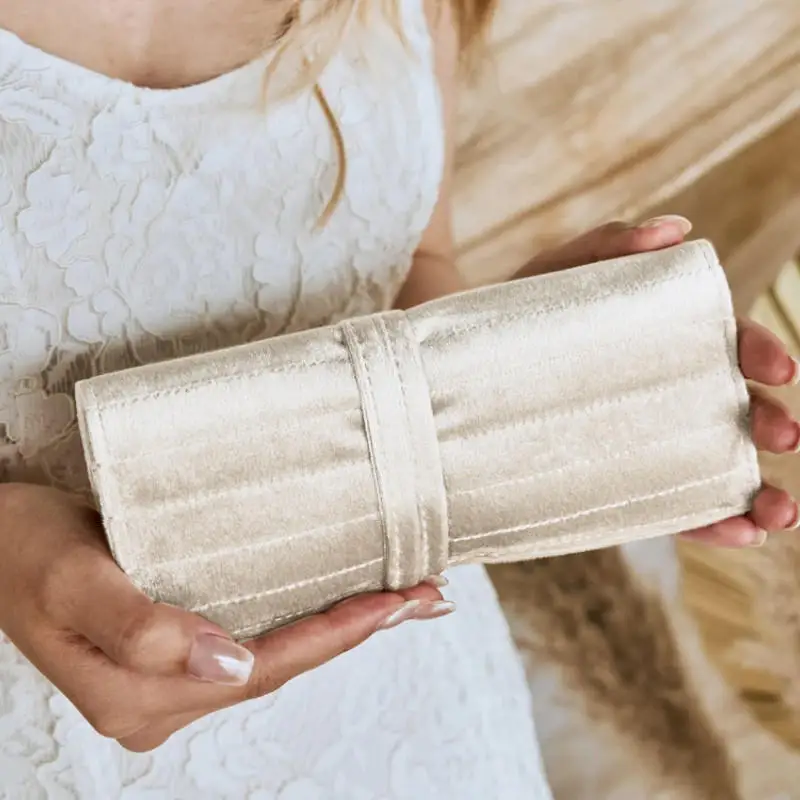 

Velvet Jewelry Storage Bag Necklace Earrings Ring Organizer Roll Bag Jewelry Display Pouch