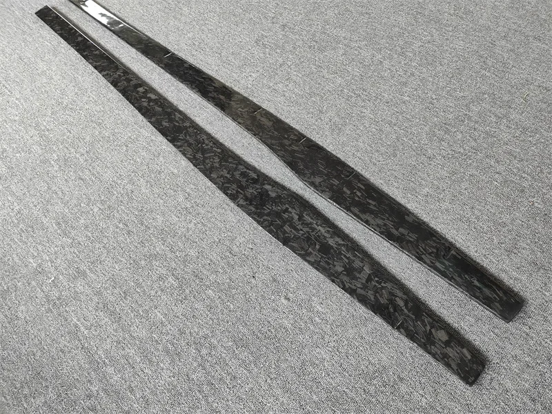 

Suitable for 2004-2012 Lamborghini Gallardo LP550 LP560 modified car accessories, forged carbon fiber side skirts, car tools
