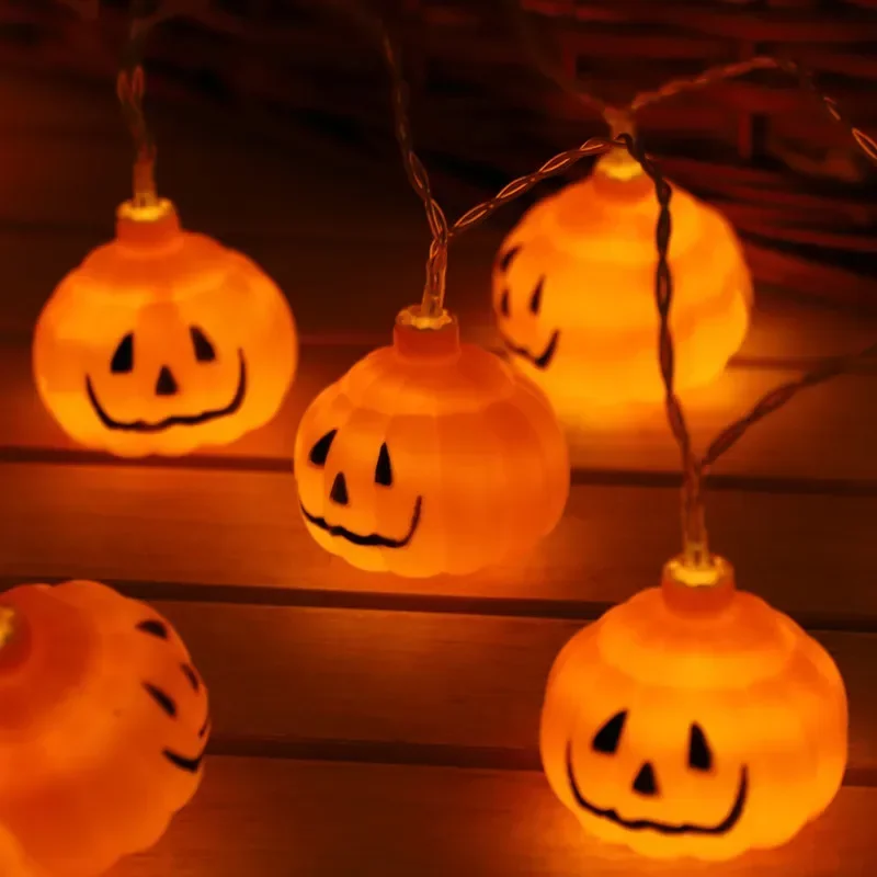 Battery Operated Halloween LED Pumpkin String Lights Glowing Pumpkin Lanterns for Garden Party All Saints Day Decor