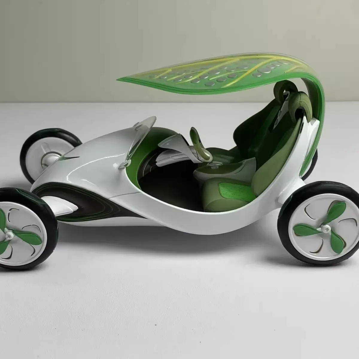 1:12 Shanghai World Expo lembrança folha modelo de carro fundido