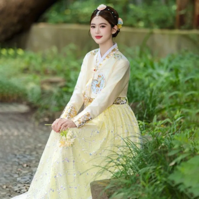 nouvelle-robe-traditionnelle-coreenne-hanbok-costume-en-tulle-jaune-a-paillettes-robe-ethnique-pour-femmes-ideale-pour-les-spectacles-de-danse-et-les-performances-sur-scene