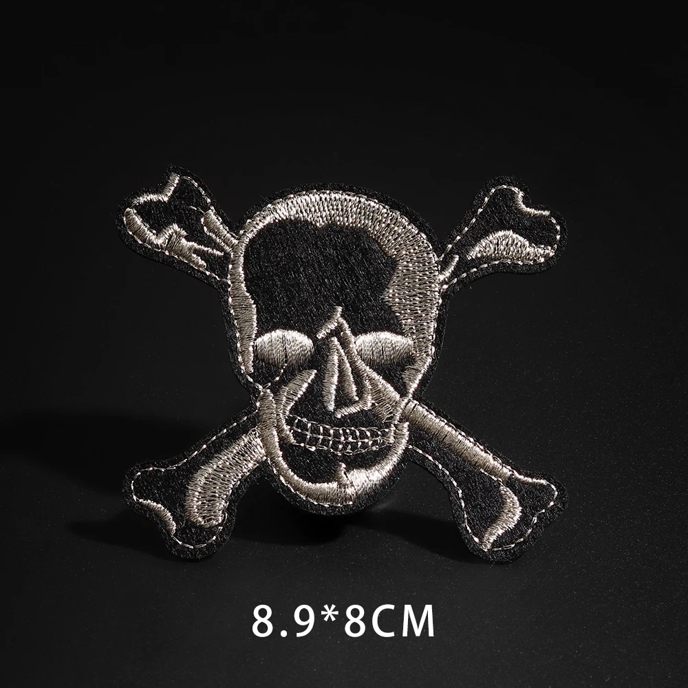 Punk style skull embroidery Patches Clothe Embroidery Applique Iron-On Decorative Handmade Clothes Jeans Badges