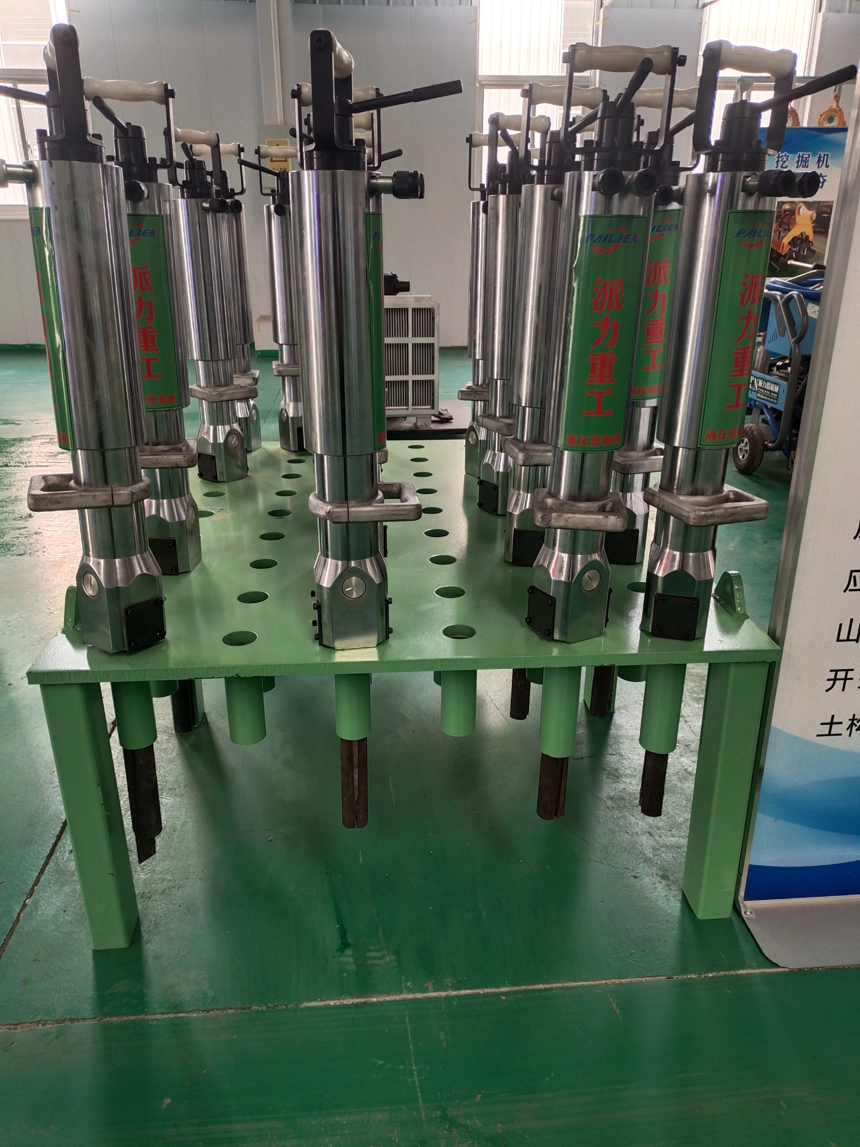 New Type Hydraulic SplitterStone Quarry Splitting Hydraulic Expander Powerful Diesel Engine Rock Stone Splitter