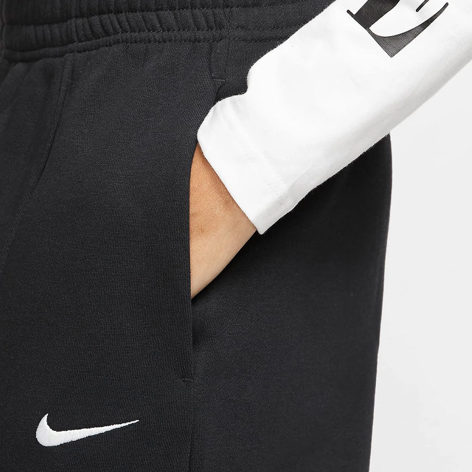 Nike Originals женские осенне- – обзор и цена Winter Clothing Nike