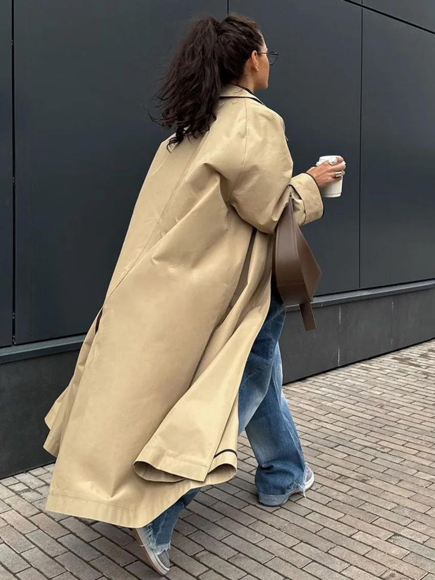 Thumbnail 4 - #15 Trending Classic Trench Coats Right Now