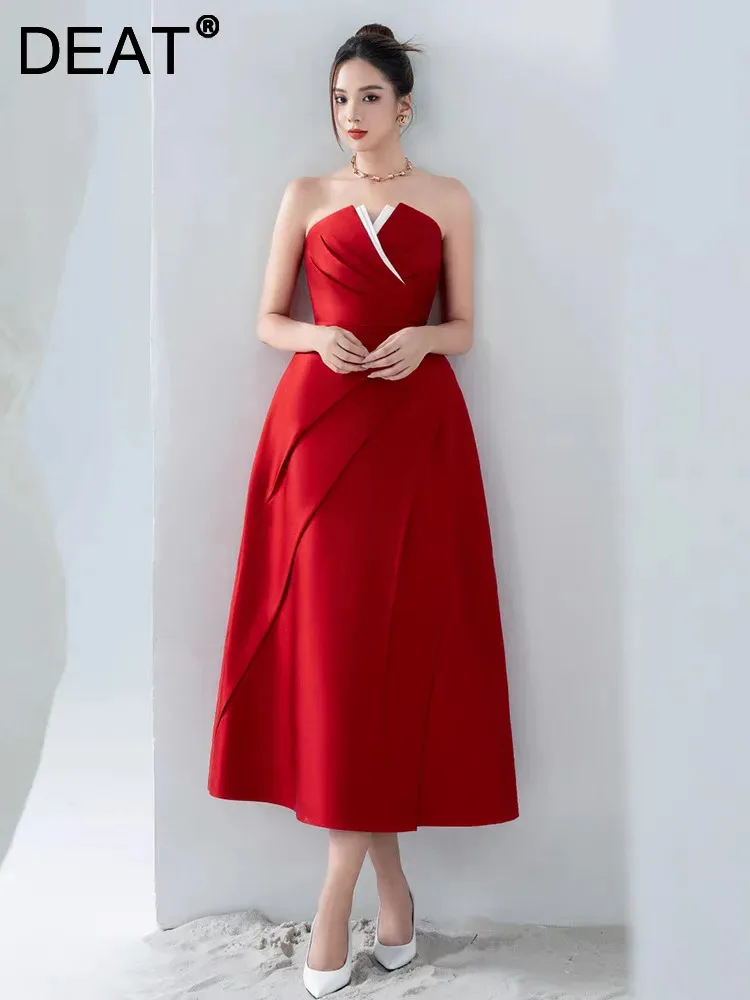 DEAT Elegant Dress Contrast Color Strapless Pleated A-line High Waist Women\'s Party Dresses 2024 Autumn New Fashion 13DB5033