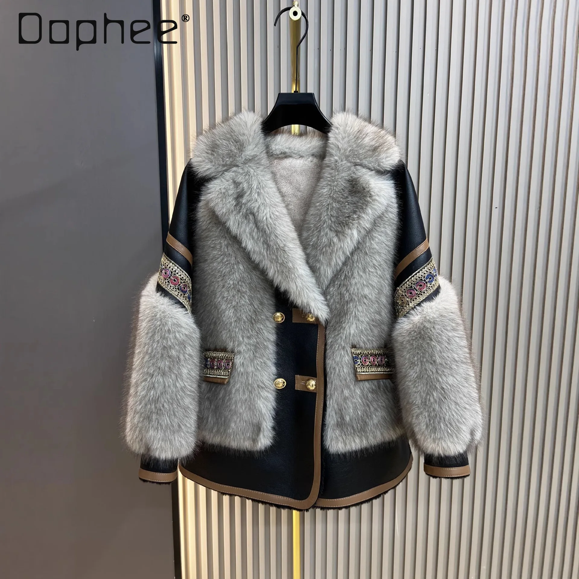 Cappotto invernale in pelliccia sintetica Toca ricamato di grandi dimensioni Cappotto caldo da donna Cappotto in pelliccia patchwork con stampa leopardata elegante per pendolari