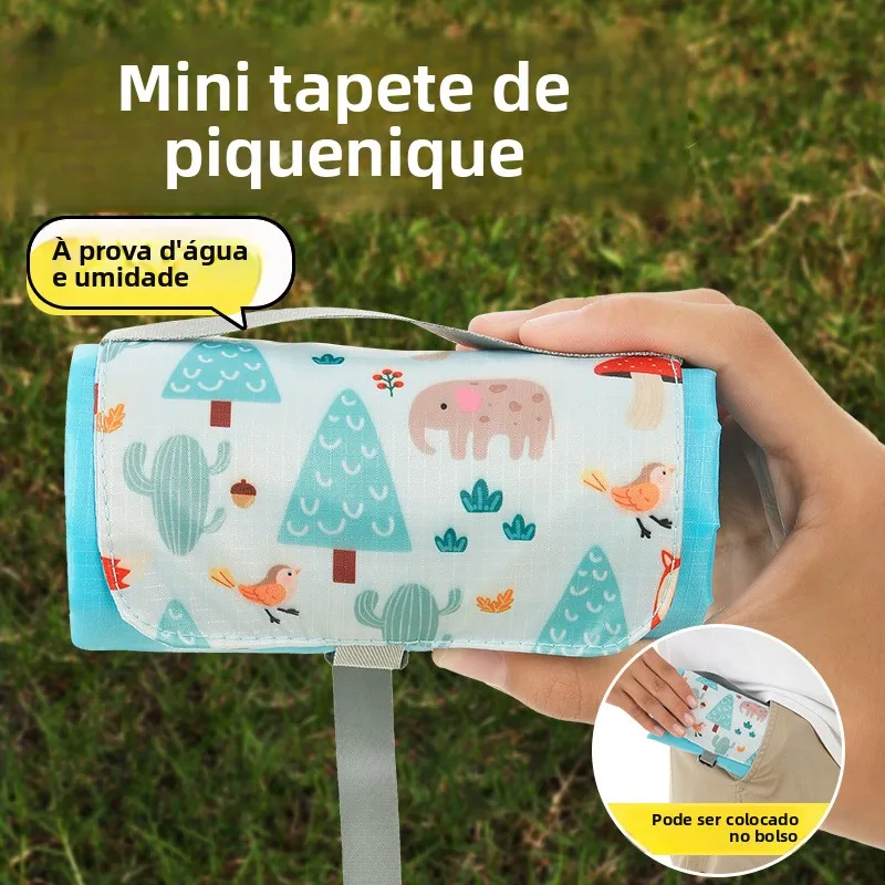 ポータブル屋外ピクニックマットミニポケットビーチ防水キャンプ砂よけグランドクロスピクニッククロス旅行観光