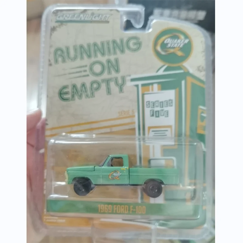 

Greenlight Diecast 1:64 Scale 1970 Ford F-100 Alloy Simulation Car Model Collection Display Toy Gift