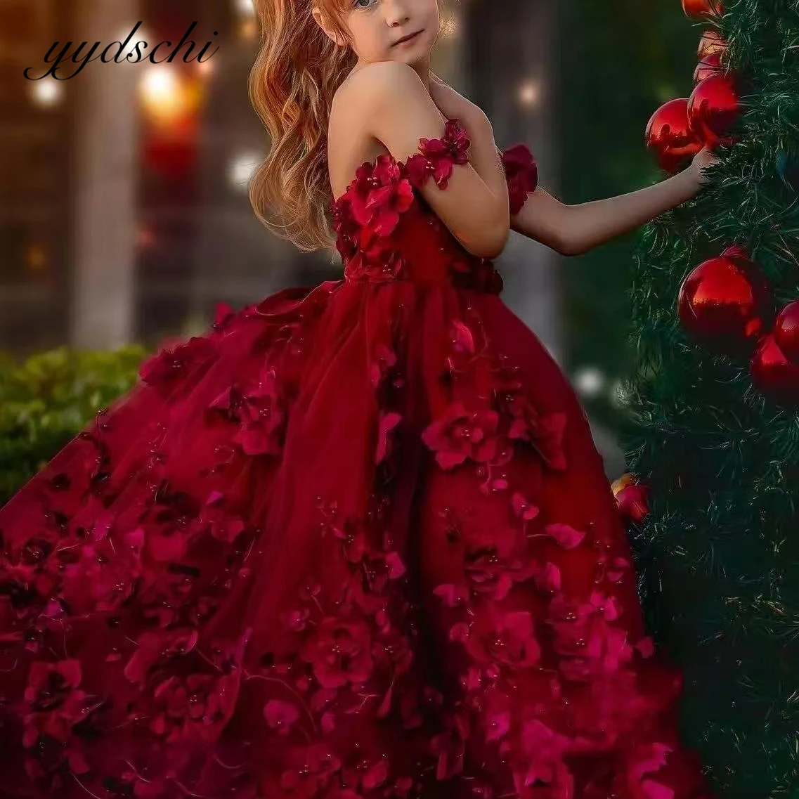 カスタムメイドの豪華な2025年フラワーガール・ページェントドレス、光沢のあるオフショルダーの誕生日パーティー用ドレス、3Dフラワーのフォーマル＆イブニングガウン