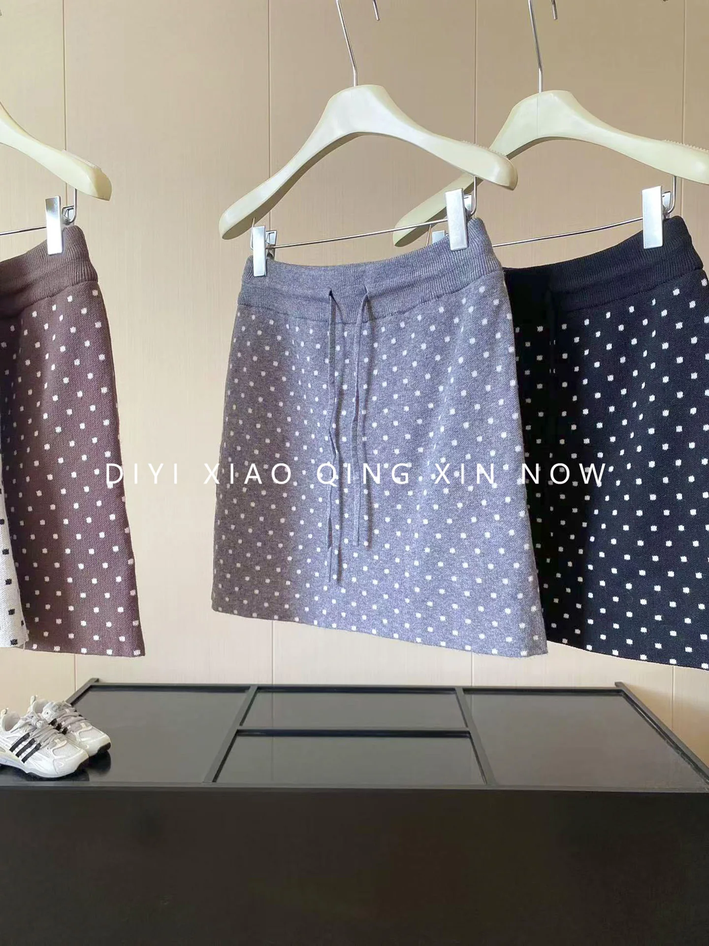 Knitted Mid-Length Half Skirt Women's Polka Dot Bodycon Slimming Korean Style High Waist A-Line Skirt for Young Ladies