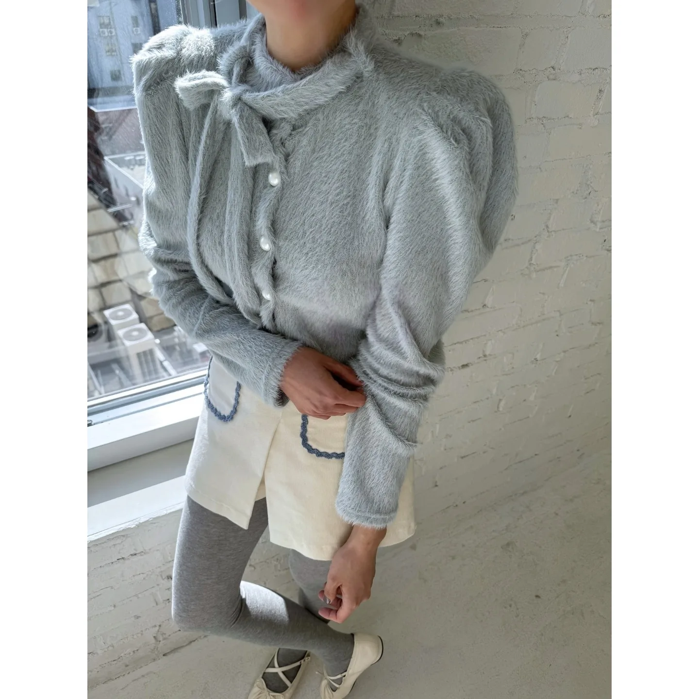 Faionable Pearl Buttoned Furry Jaet And Strap Set Women's Sweet Ele Top Bubble Sve Korean Sle Spring Autumn Winter