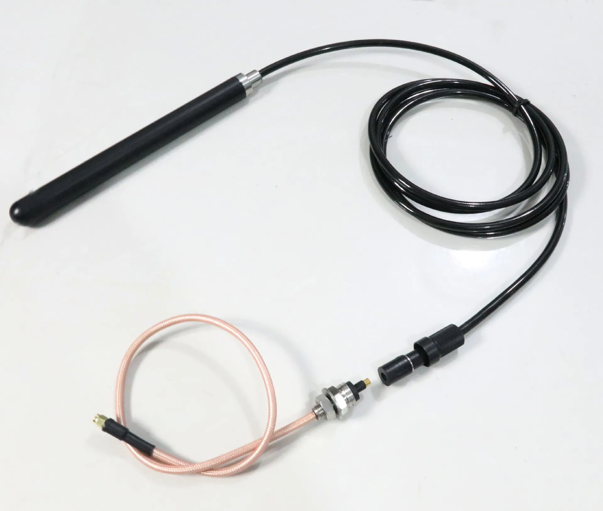 Conector estanco de aguas profundas, señal RF coaxiala + 6 fuentes de alimentación