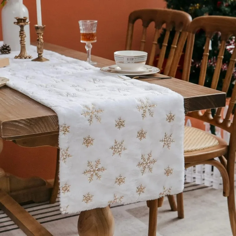 33X180cm-13X71in Christmas Glitter Snowflake Plush Table Flag Restaurant Home Decor Artificial Fur White Table Flag Meal