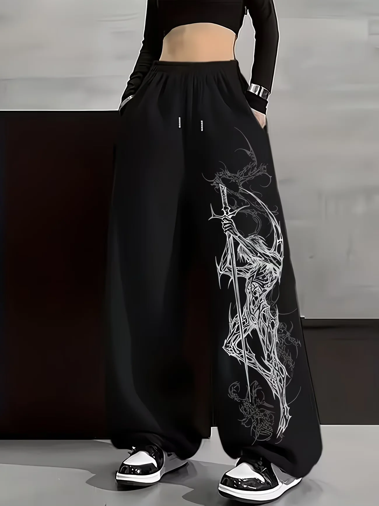 2026 Neue Schwarze Gothic-Schwert-Krieger-Print Herren Weite Hose mit Elastischem Bund für Laufen, Workout, Fitness und Sport Lässige Herrenhose – Detail 4