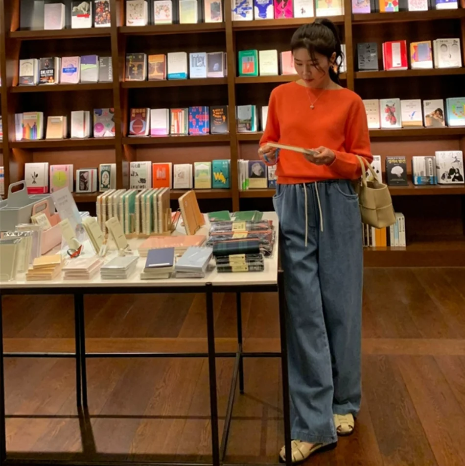 Setelan Dua Potong Wanita Sweater Rajut Lebar dan Celana Jeans Kasual Gaya Korea Koleksi Musim Gugur