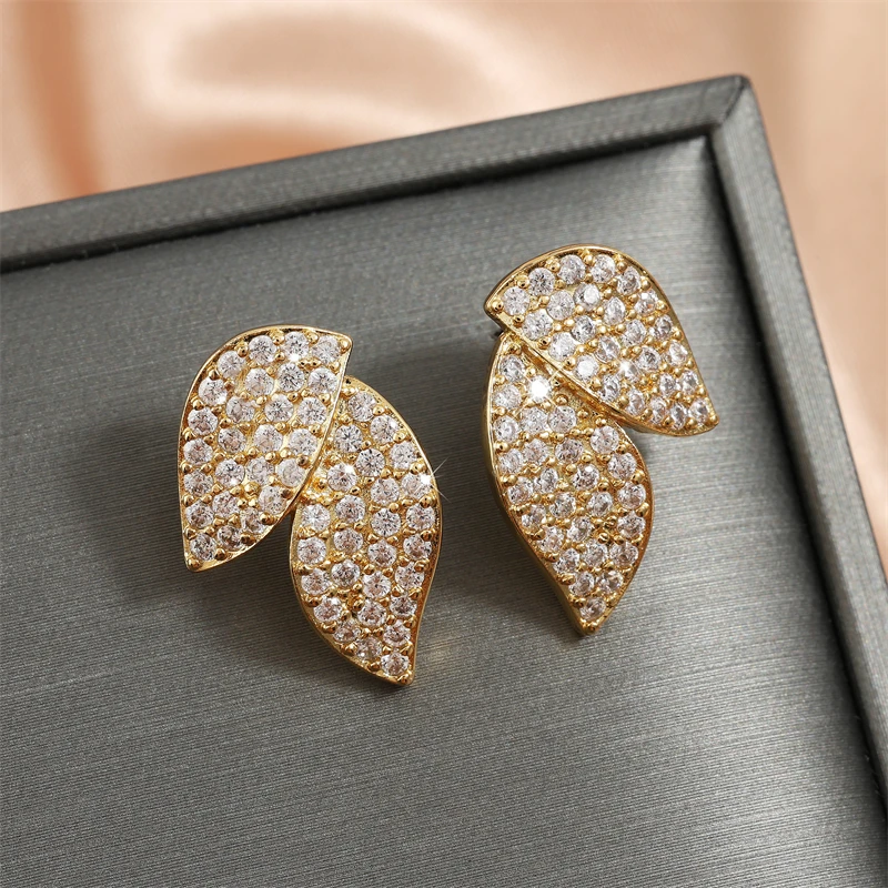 ZAKOL Luxury Buling Micro Paved Zirconia Leaf Earring for Women Exquisite White Crystal Wedding Party Aesthetic Jewelry