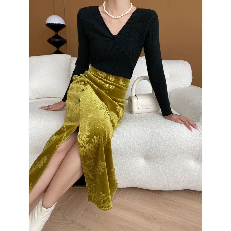 New Button Bamboo Jacquard Thickened Side Split Velvet Women's Skirt