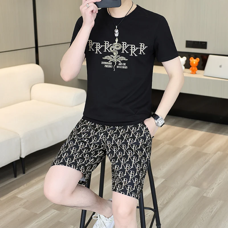 

Summer New Ice Silk Set Men's Short Sleeve T-Shirt with Casual Sports Five-Point Short Pants Fashionable All-In-One Outfit