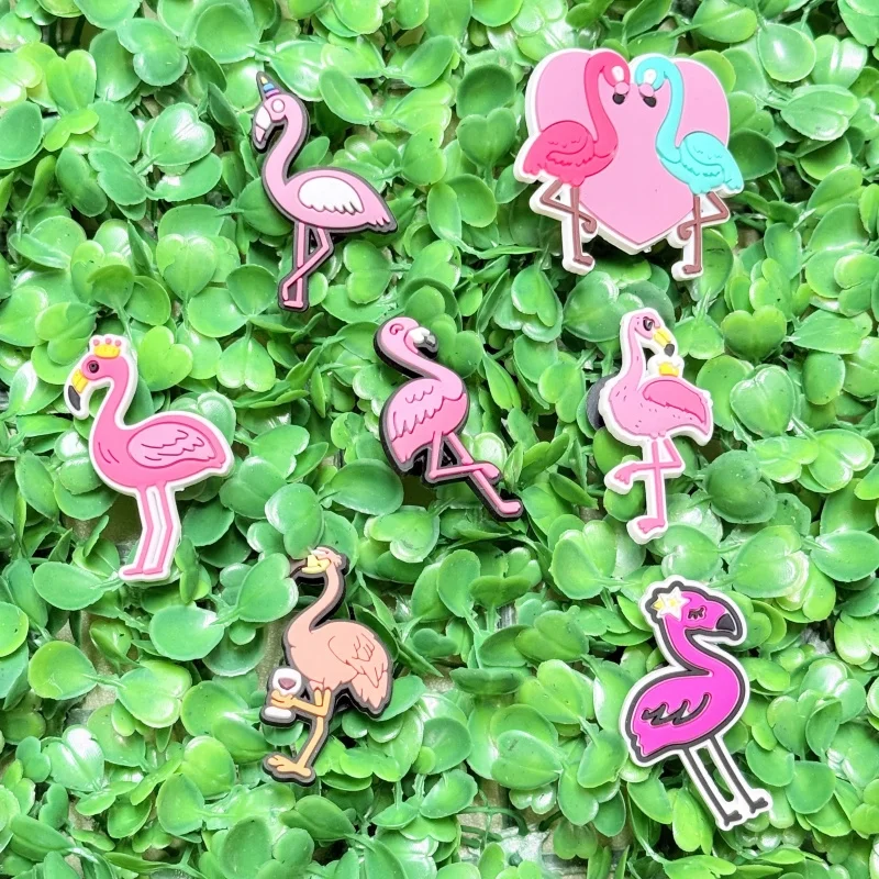 1-7Pcs Pink Flamingo PVC Kids Shoes Button Charms Adorable Animals Sandals Designer Ornaments Fit Birthday Gift