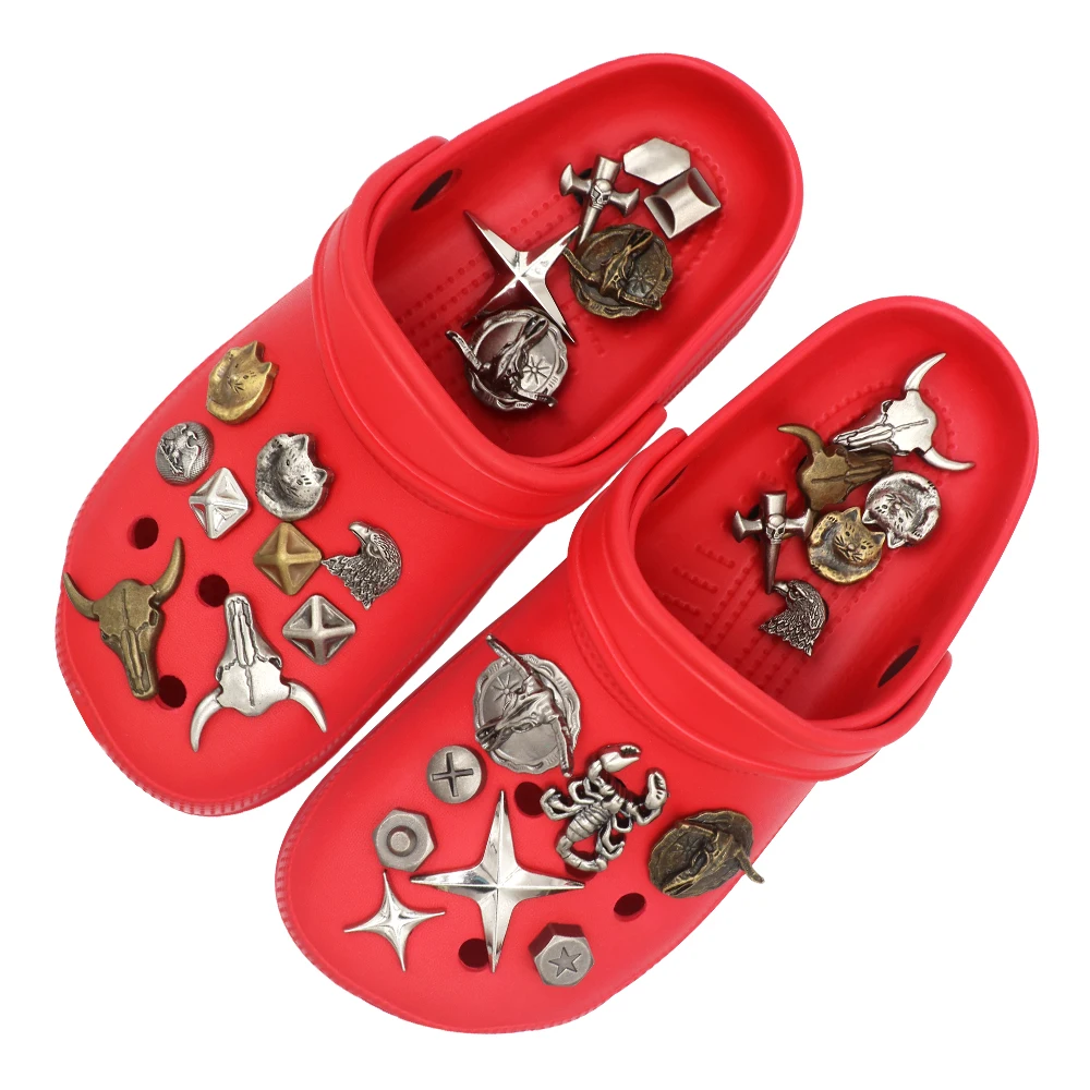 1 Set 20 Pieces Shoe Charm 크록스 참 Accessories Украшения Shining Stars Eagle Buffalo Cat Scorpion Snap-in Metal Sandals Adornos